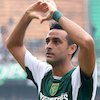 Bukan karena Petisi, Ini Alasan Persebaya Tak Pasang Dutra sebagai Starter