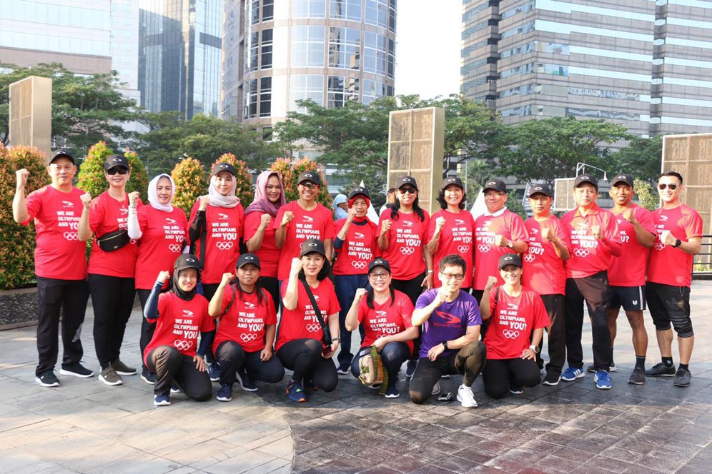 Para Pahlawan Indonesia di Olimpiade Gelar Fun Walk Kampanyekan Gaya Hidup Sehat Para Pahlawan Indonesia di Olimpiade Gelar Fun Walk Kampanyekan Gaya Hidup Sehat