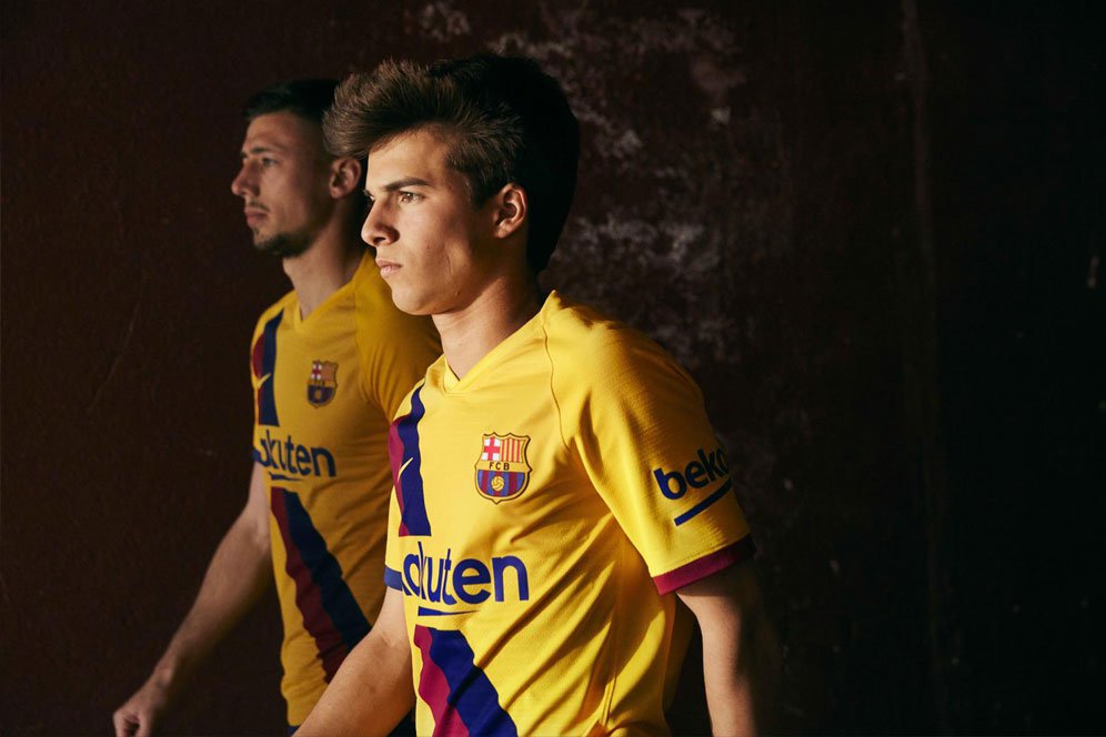 Inilah Penampakan Jersey Tandang Barcelona 2019/2020 Inilah Penampakan Jersey Tandang Barcelona 2019/2020