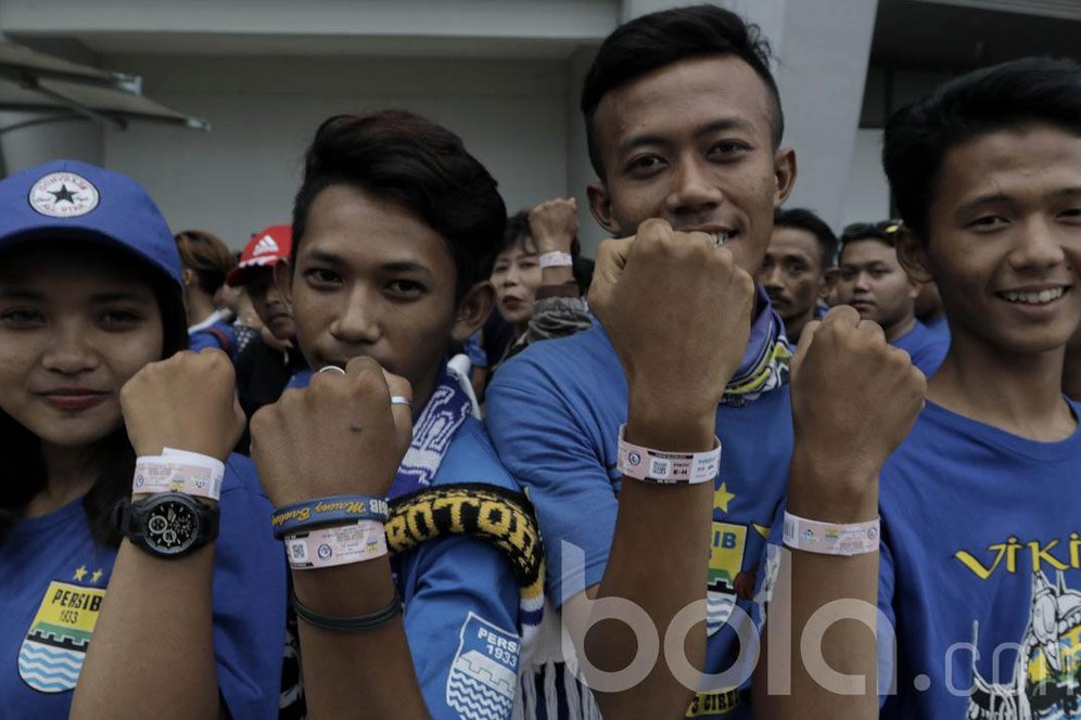 Pengamat Dukung Persib Bandung Lanjutkan Sistem Tiket Online