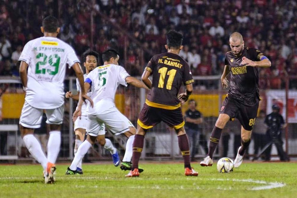 Shopee Liga 1: Live Streaming Eksklusif Persebaya vs PSM