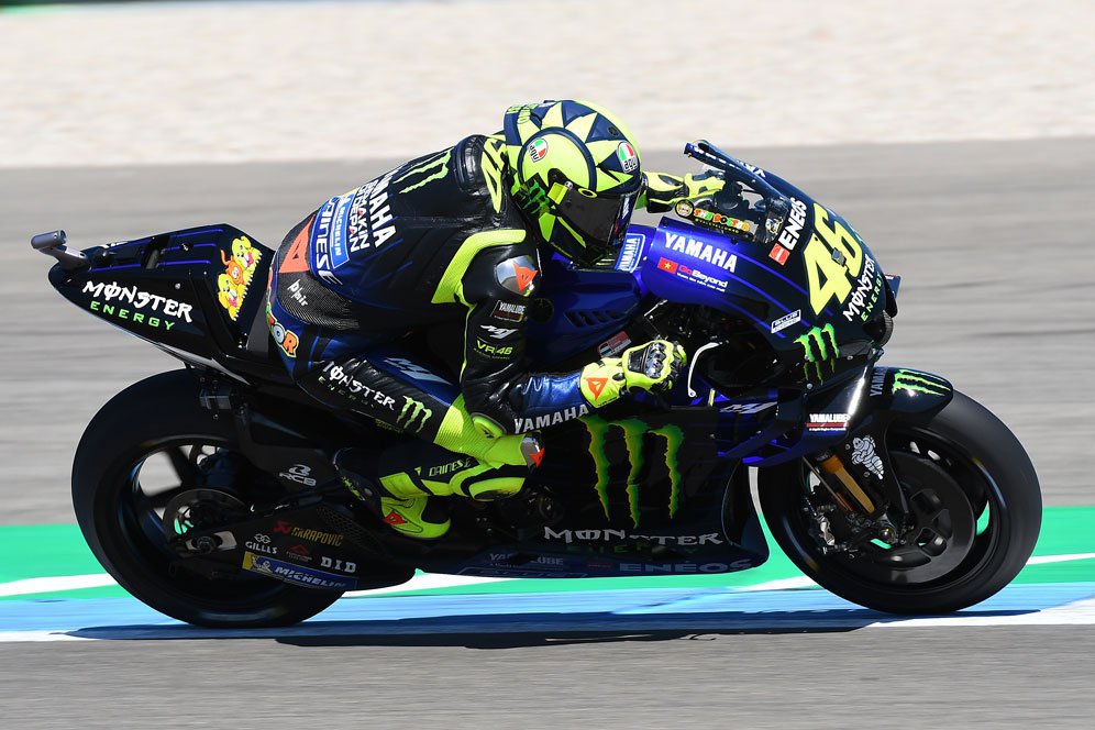 Valentino Rossi Coba Pecahkan Teka-Teki Yamaha di Sachsenring Valentino Rossi Coba Pecahkan Teka-Teki Yamaha di Sachsenring