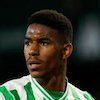 Barcelona Resmi Tuntaskan Transfer Junior Firpo