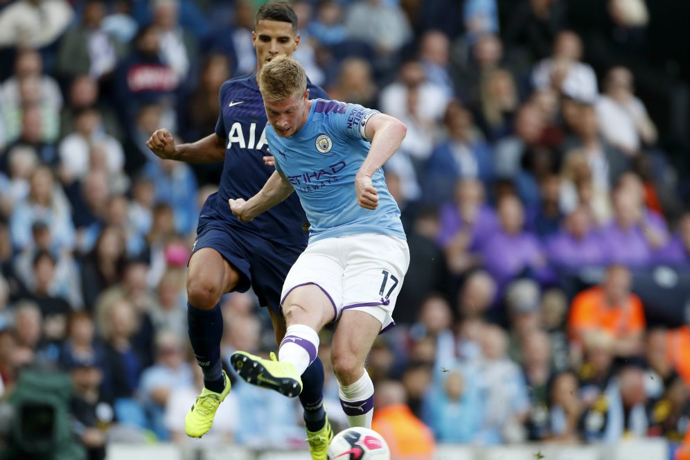 Manchester City vs Tottenham, De Bruyne Gagal Paham Dengan Aturan Handball Baru EPL