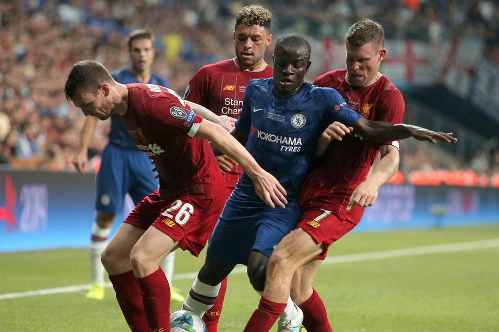 Eks Striker Chelsea Ini Terkesan Dengan Daya Jelajah Kante