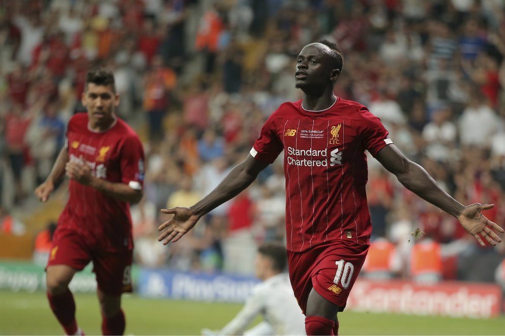 Mane Tegaskan Liverpool Targetkan Raih Trofi EPL dan UCL