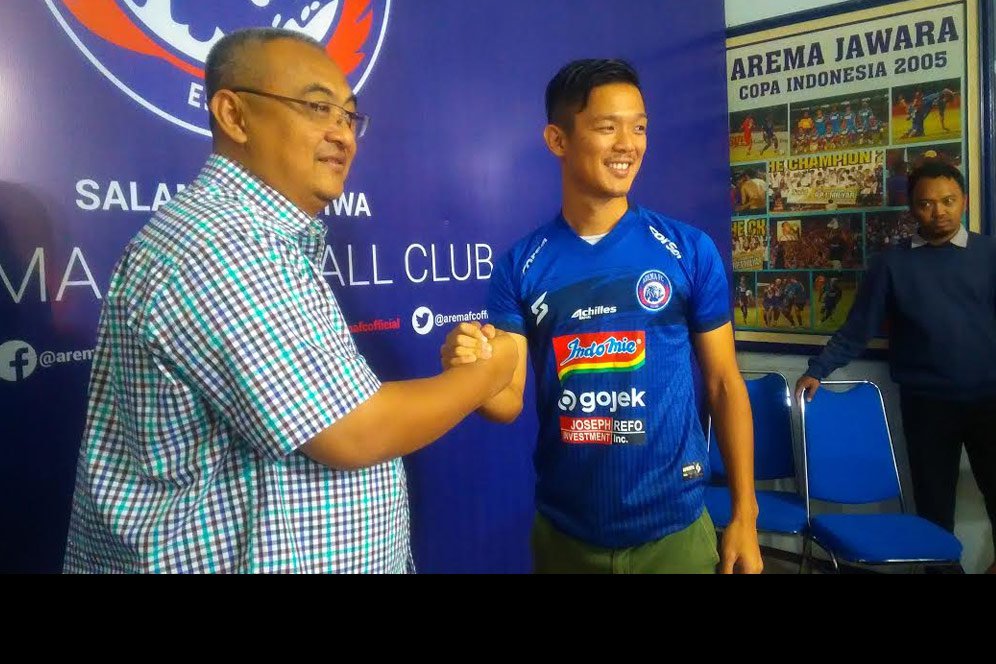 Resmi Gabung Arema, Ini Target Takafumi Akahoshi