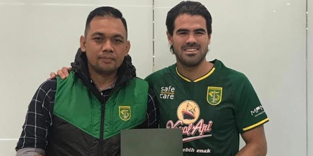 Aryn Williams Resmi Diperkenalkan sebagai Rekrutan Anyar Persebaya