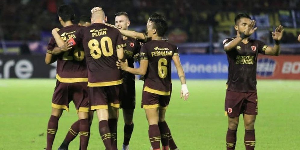 Hasil Pertandingan PSM Makassar vs Persib Bandung: Skor 3-1