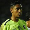 Sandi Firmansyah Tuai Pujian Pelatih Kiper Arema pada Debutnya