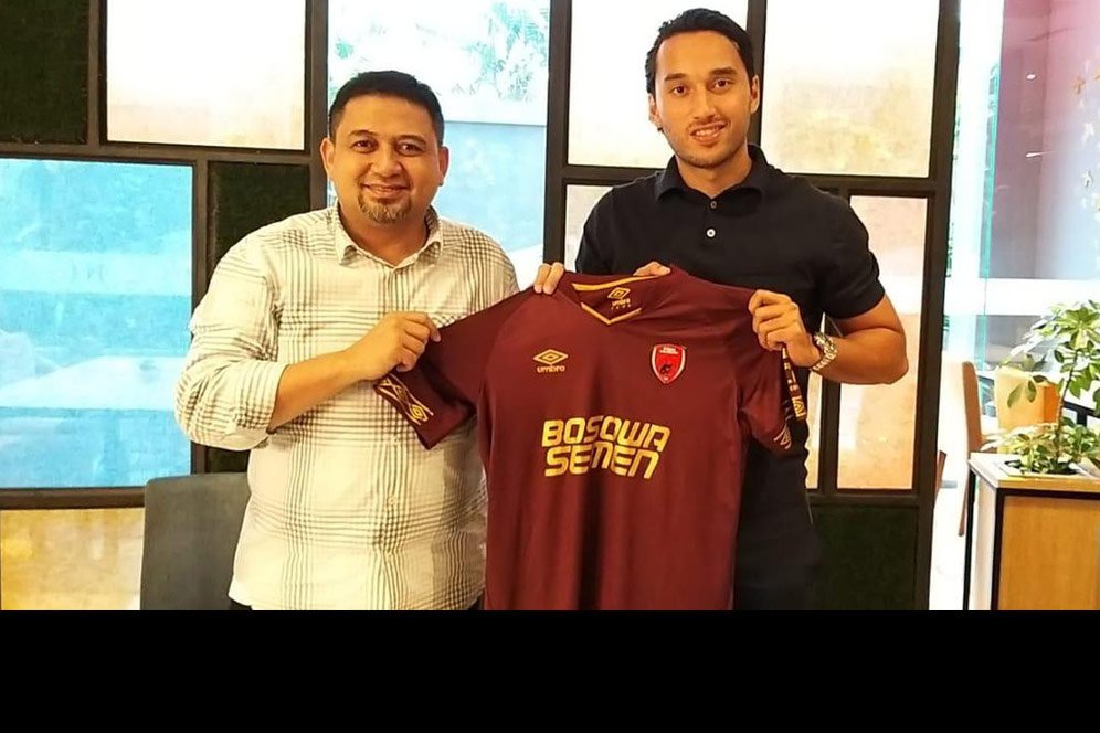 Pelatih Persib Akui Sempat Coba Boyong Ezra Walian ke Bandung