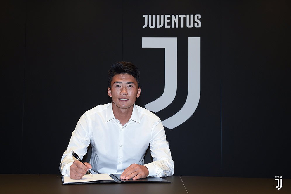 Resmi, Juventus Dapatkan Bomber Korea Utara dengan Status Pinjaman