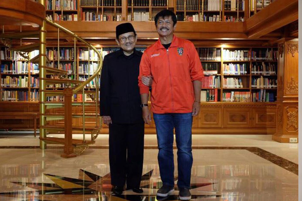 Ini Kenangan Indra Sjafri pada Sosok Almarhum BJ Habibie