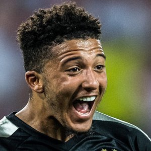 Ini Penyebab Jadon Sancho Mulai Sering Dicadangkan di Borussia Dortmund