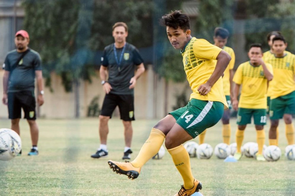 Angkat Fisik Pemain, Persebaya Gelar Latihan Dua Kali Sehari