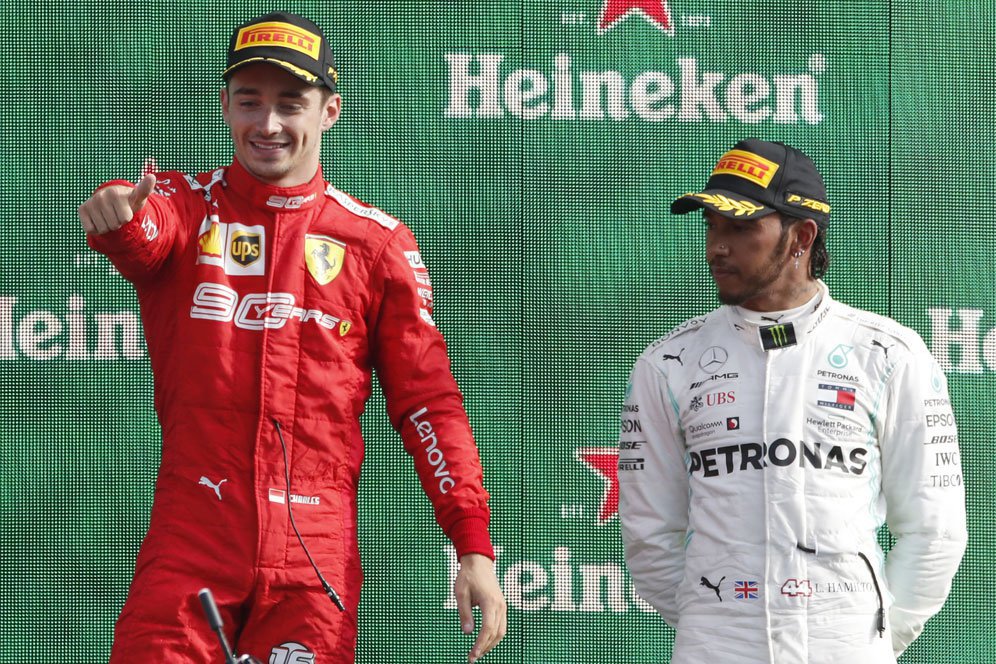 Lewis Hamilton Heran Pengawas Balap Tak Hukum Charles Leclerc