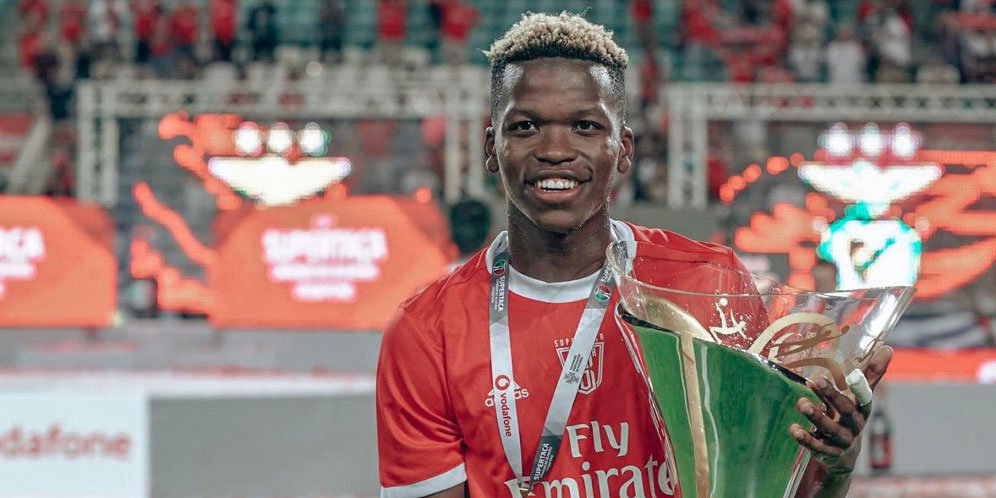 Duo Manchester Berebut Wonderkid Benfica
