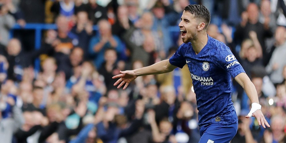 Ketika Jorginho Buat Cesar Azpilicueta Berdecak Kagum