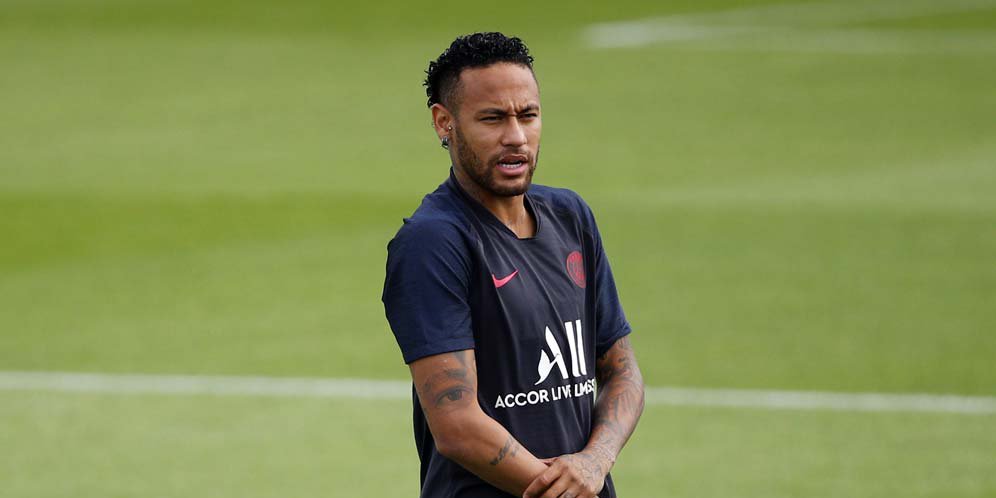 Neymar (c) AP Photo