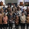 Tugas Pertama Jokowi pada Menpora Baru: Sepak Bolanya, Pak!