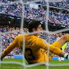 Real Madrid Sulit Clean Sheet, Begini Pembelaan Raphael Varane