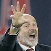 Lawan Juventus, Stefano Pioli Terapkan Skema Tiga Bek?