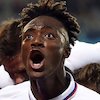 Olivier Giroud Siap Bantu Tammy Abraham Jadi Lebih Tajam