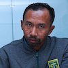 Uston Nawawi Hanya Bantu Persebaya Saat Latihan