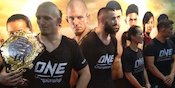 ONE Championship: Juara Welterweight Hadiri Latihan Terbuka ONE Championship: Juara Welterweight Hadiri Latihan Terbuka