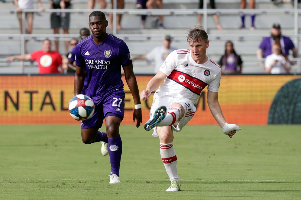 Bastian Schweinsteiger Resmi Umumkan Gantung Sepatu