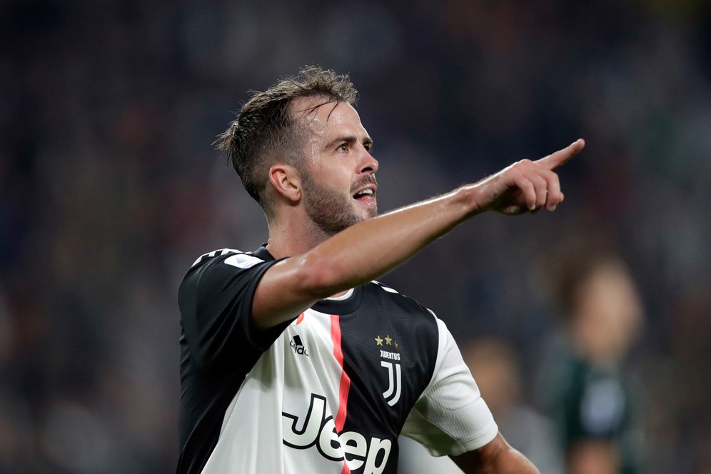 Terungkap, Juventus Sudah Tiga Kali Tolak Tawarn Barcelona untuk Miralem Pjanic