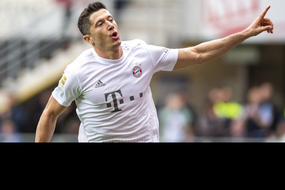 Lewandowski Samai Start Kilat Aubameyang di Bundesliga Lewandowski Samai Start Kilat Aubameyang di Bundesliga