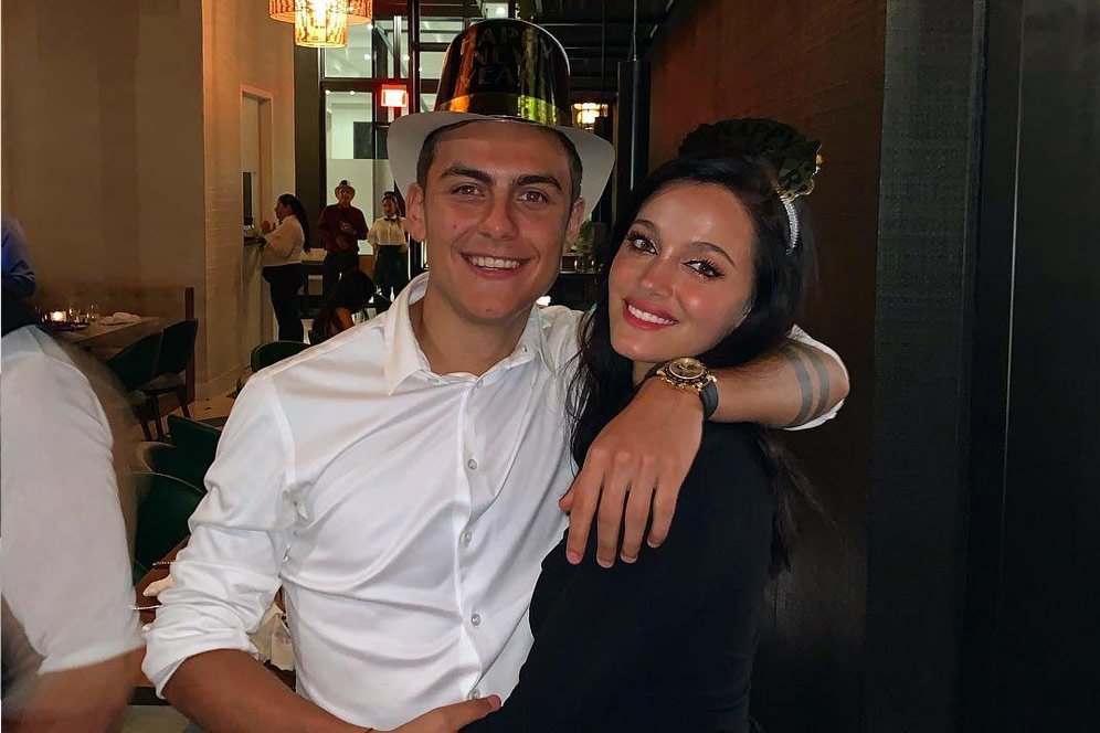 Cantiknya Oriana Sabatini, Kekasih Paulo Dybala yang Selalu Setia Menemani Saat Terinfeksi Covid-19