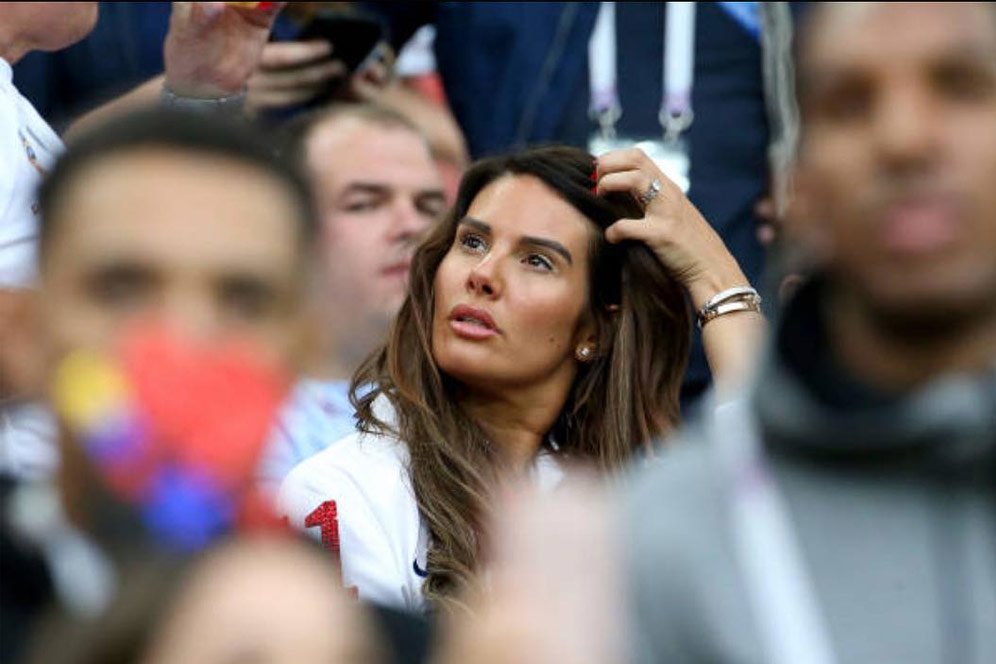 Coleen Rooney dan Rebekah Vardy Berseteru, Selesaikan Saja Lewat Duel Tinju Amal