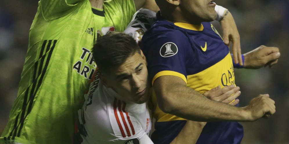 Bek River Plate ini Tawarkan Diri ke AC Milan