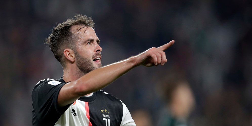 Masih Riskan, Juventus Berencana Simpan Pjanic dari Derby della Mole