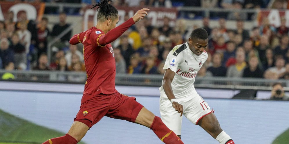 Bisa Tinggalkan MU ke AS Roma, Smalling: Leganya Luar Biasa!