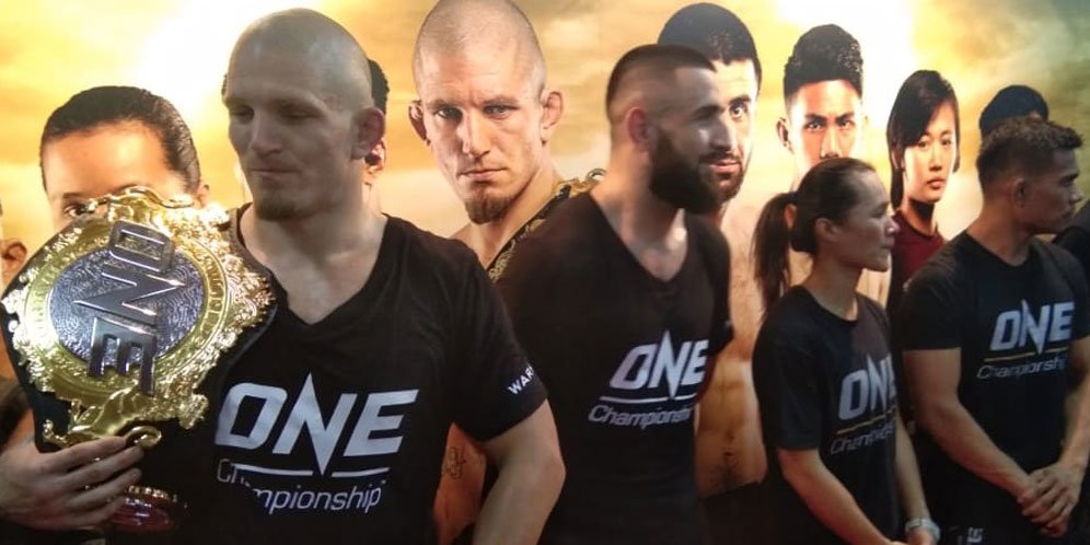 ONE Championship: Juara Welterweight Hadiri Latihan Terbuka