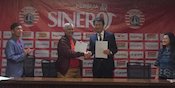 Persija Resmi Jalin Kerjasama dengan Klub Jepang Persija Resmi Jalin Kerjasama dengan Klub Jepang