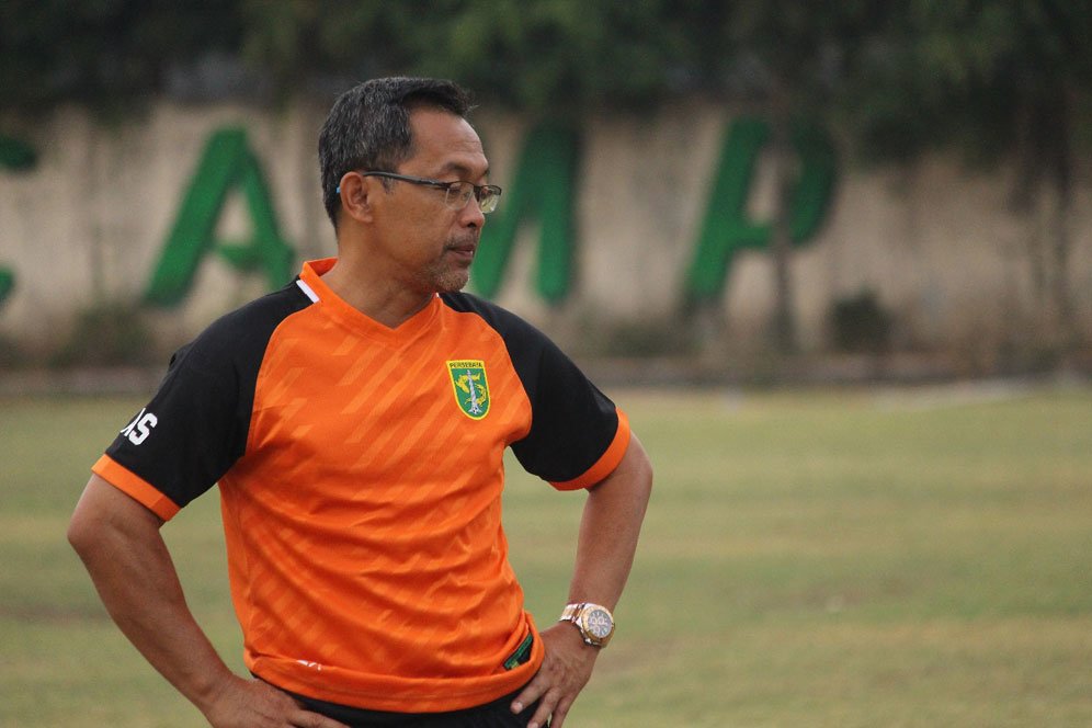 Aji Santoso Ingin Tumbuhkan Kompetisi Antar Pemain Persebaya