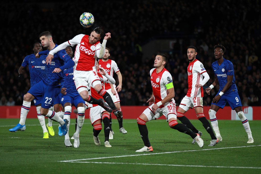 Apa yang Sebenarnya Terjadi di Balik Comeback Dramatis Chelsea vs Ajax Amsterdam?