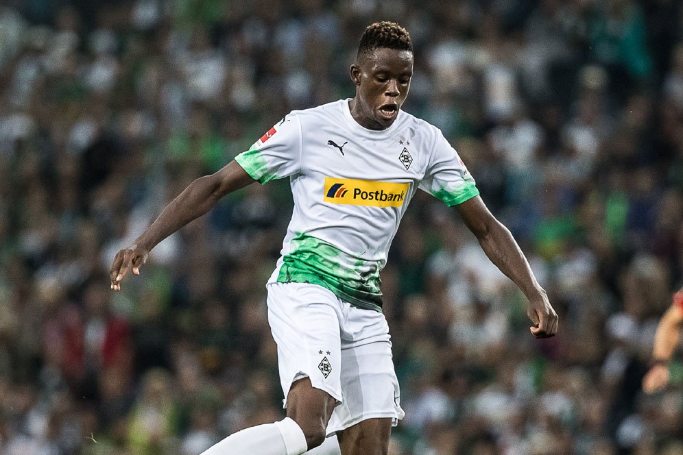 MU Coba Comot Gelandang Muda Monchengladbach Ini