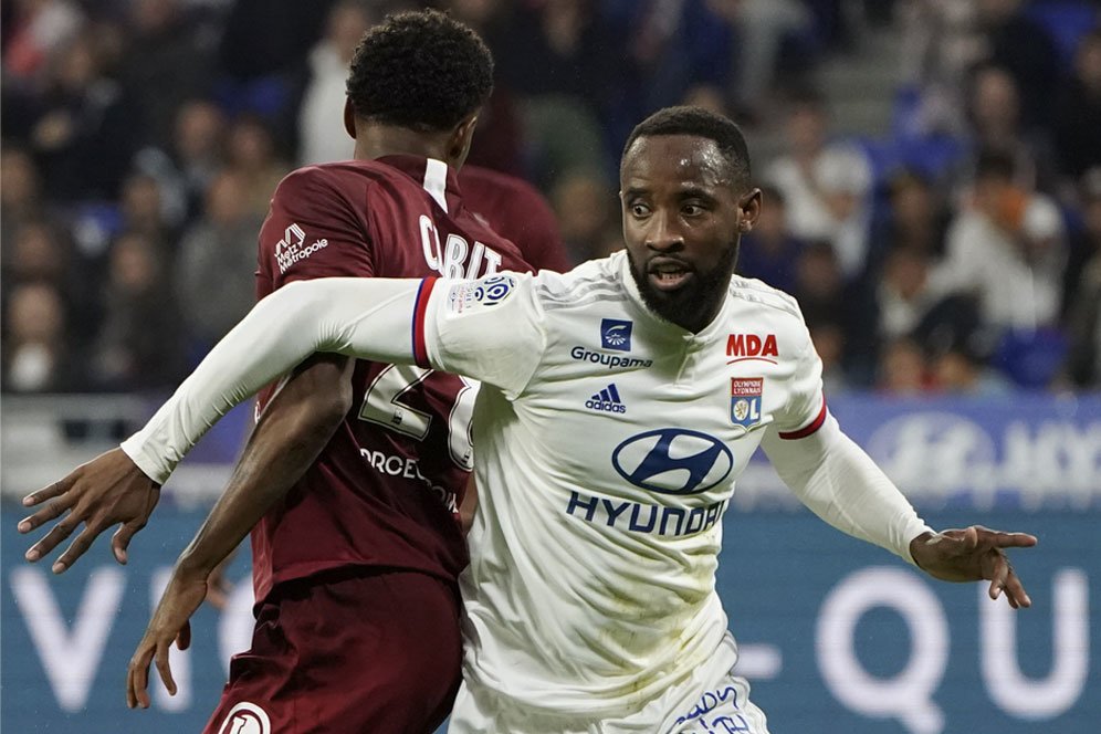 Lyon Pastikan Tidak Akan Jual Moussa Dembele ke MU