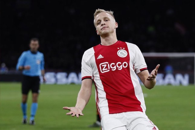 Gelandang Tengah - Donny van de Beek