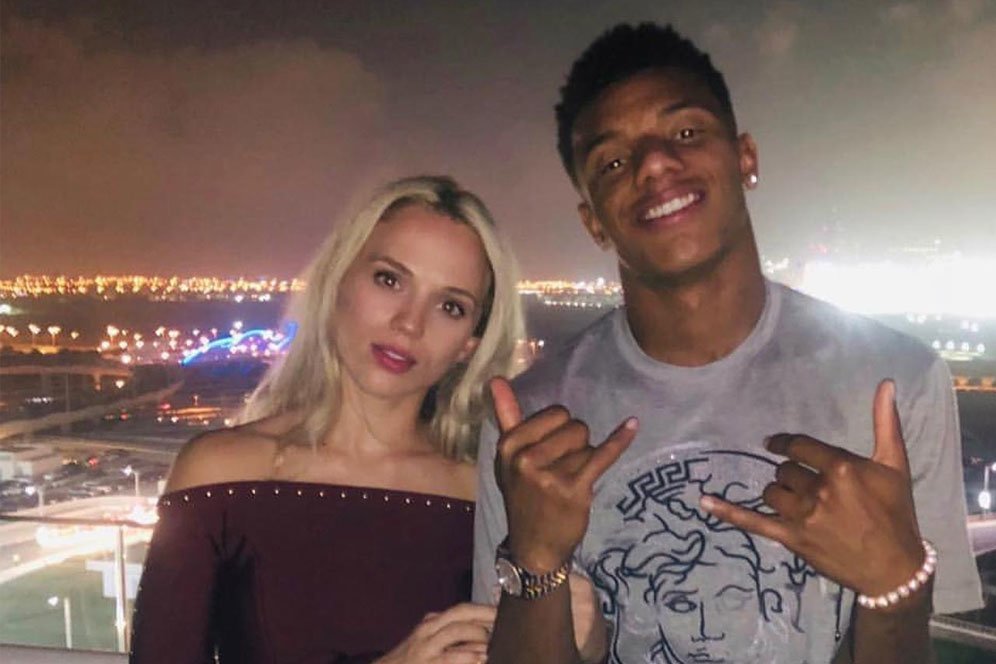 Cantiknya Kira Winona, Model yang Dukung David Neres Pindah ke Ajax Amsterdam