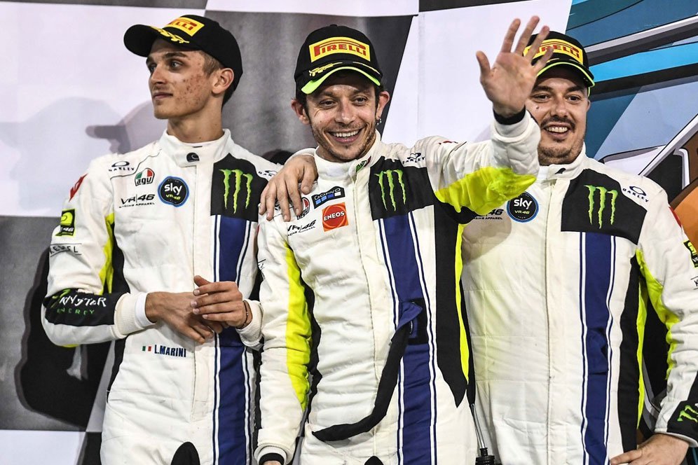 Video: Aksi Valentino Rossi Ikut Balap Mobil Gulf 12 Hours