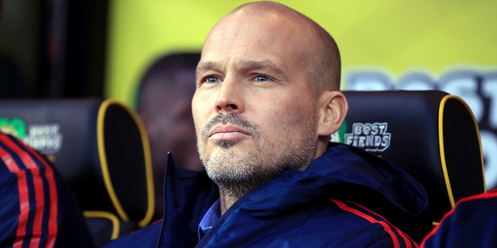 https://cdns.klimg.com/bola.net/library/upload/21/2019/12/freddie-ljungberg-ar_97efc49.jpg