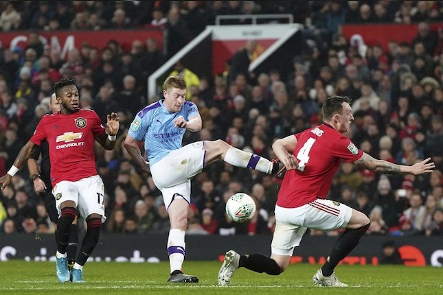 Kembalinya Phil Jones