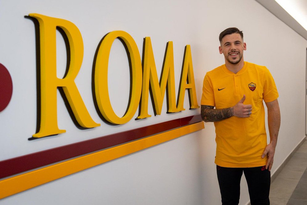 AS Roma Resmi Pinjam Carles Perez dari Barcelona