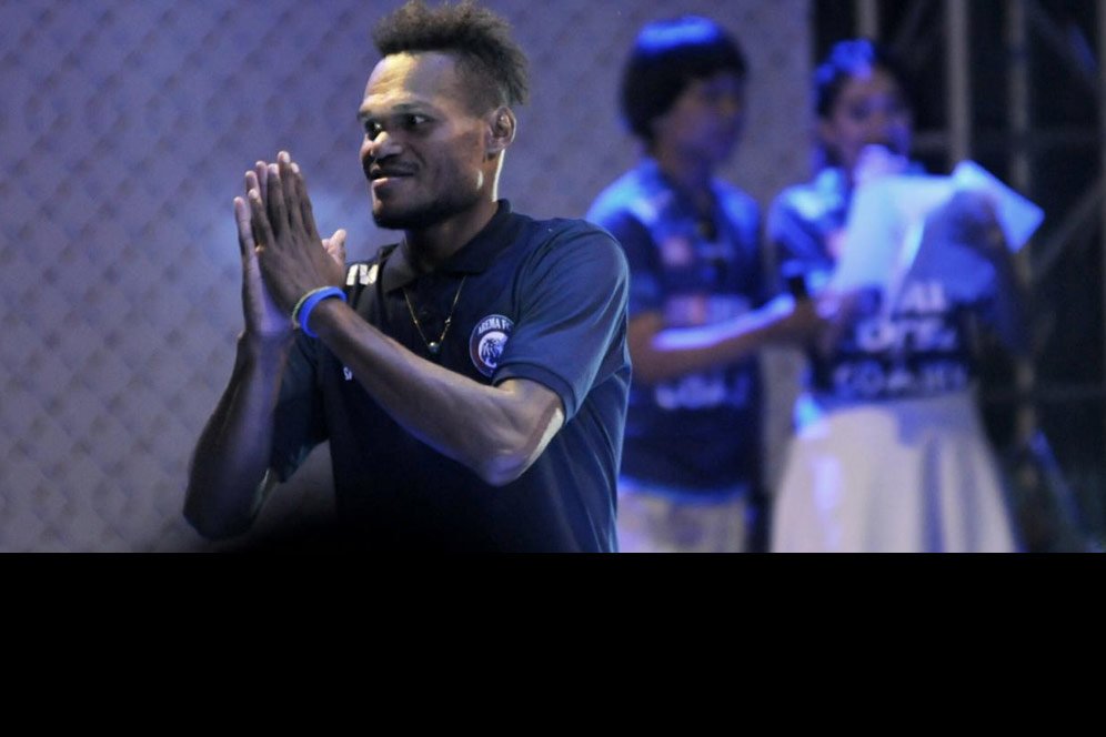 Soal Israel Wamiau, Manajemen Arema Serahkan kepada Tim Pelatih